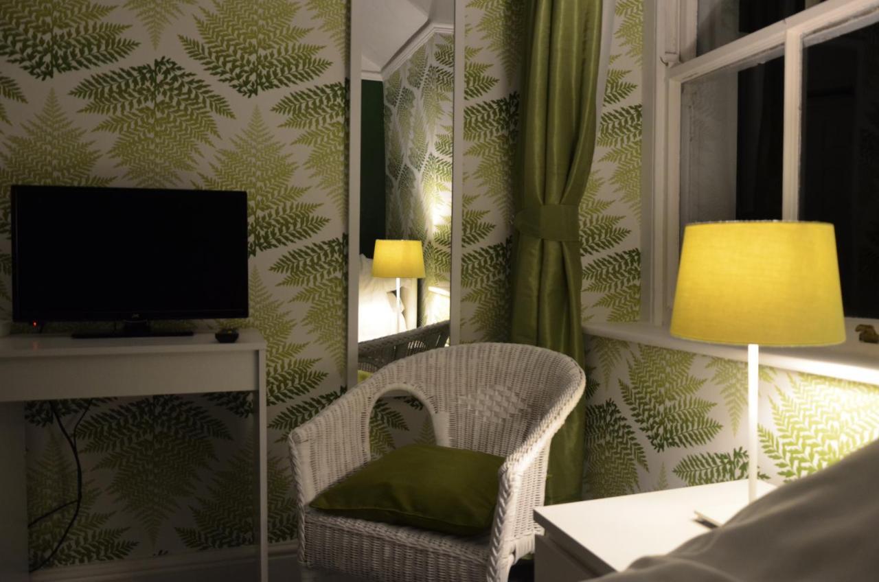 Audley Guest House ランディドノー エクステリア 写真